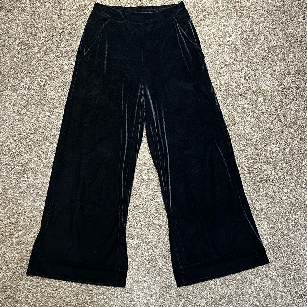 Women’s Baggy Velvet Sweats